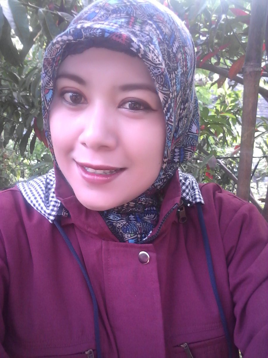 Anindica1's tweet photo. Rabu ceriaa  ...semngttt aktfts ... https://t.co/stF9L3AujO