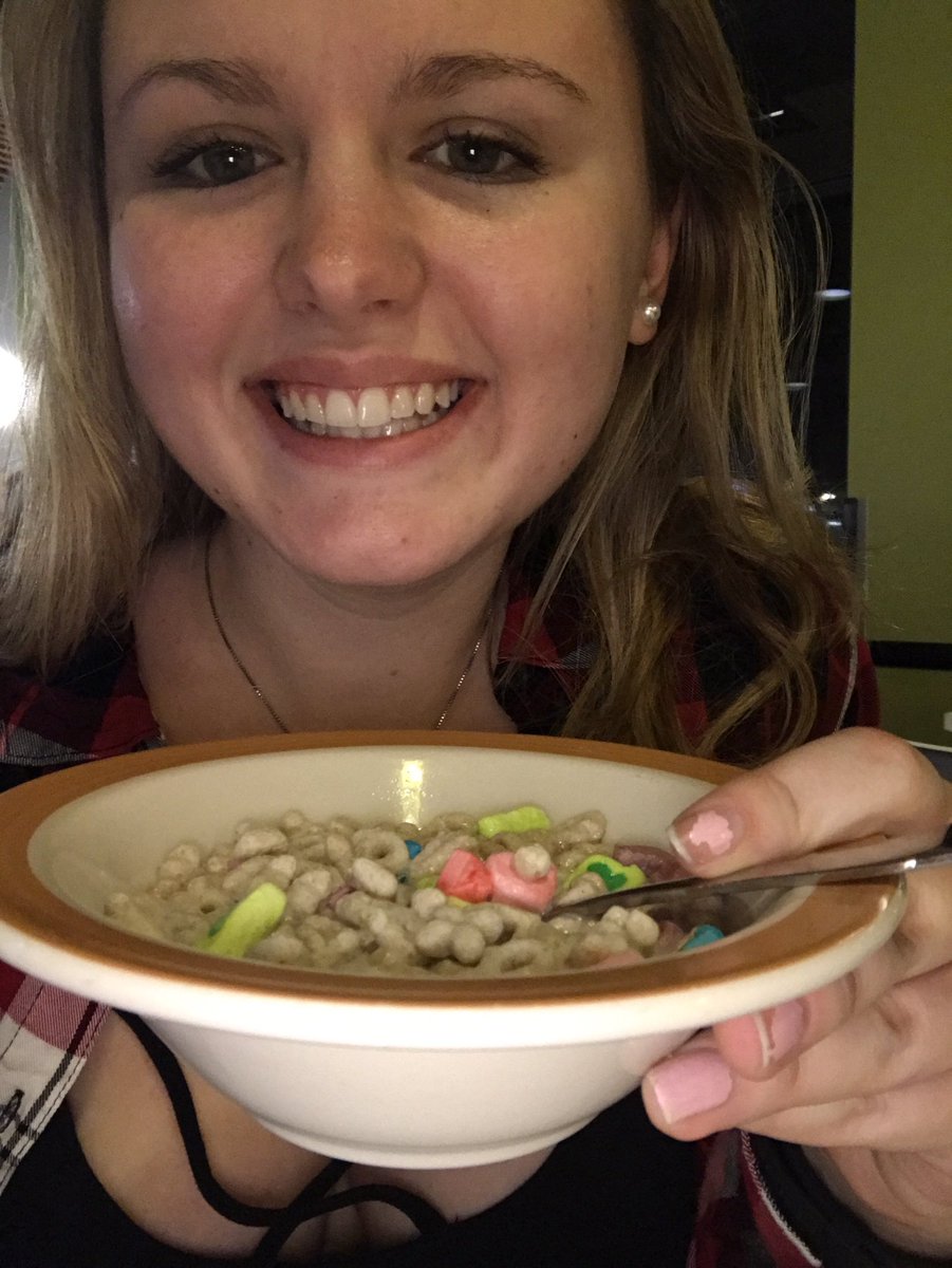 kirstenbyman's tweet photo. @UBCampusDining #letsspoonub https://t.co/FppIX4ytD9
