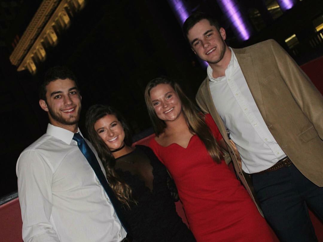 UofMPanhellenic's tweet photo. Panhellenic sister of the week goes to the wonderful Pi Beta Phi sophomore @beccafulghum you rock! https://t.co/7UbEzVTxat