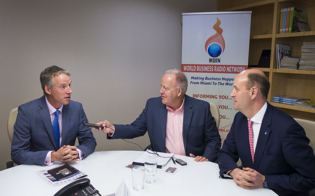 BritWeek's tweet photo. #BritWeekMiami International Trade &amp; Brexit roundtable @MarcumLLP @GREATBritain @InvestWales @theavenuemiami @_AFEX @RSMUSLLP @beaconcouncil https://t.co/ca7K9O02zF