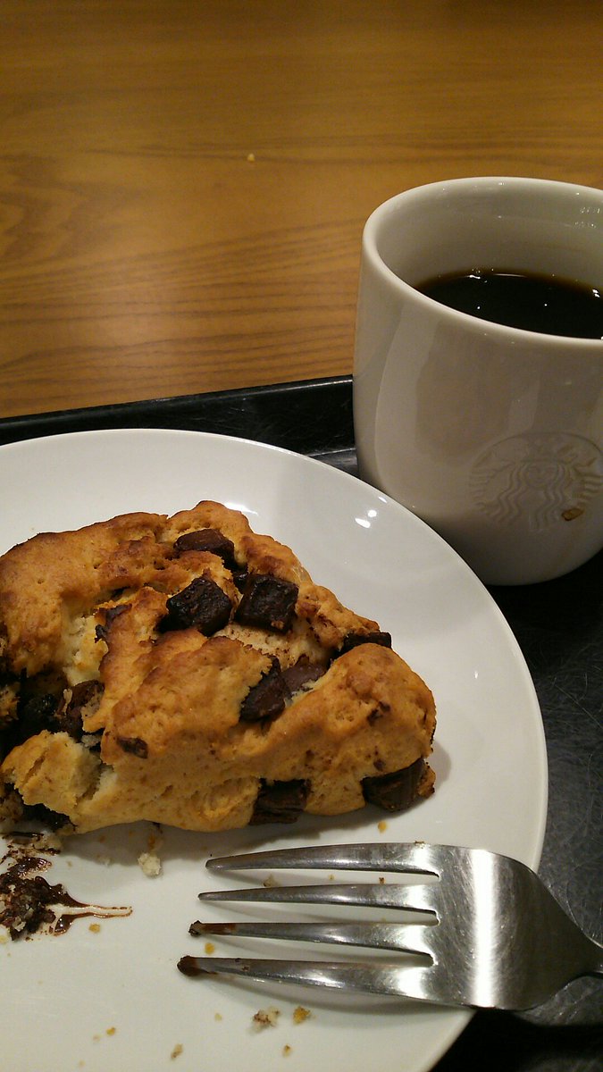 tobitasound's tweet photo. すすきのイトーヨーカドー店 #starbucks https://t.co/zApZK61SId