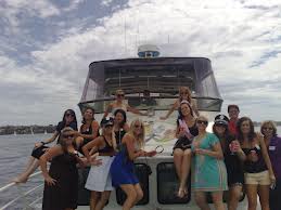 EliteHenParties's tweet photo. Enjoy our #rivercruise package. Starting from €119pp and includes #HotelStay #Dinner #Crusise and MORE!
PM for information https://t.co/HCrPqLvQQJ