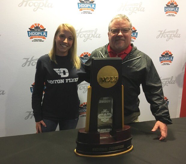 Emi_stall12's tweet photo. Let's go Flyers!!! #daytonflyers #Dayton6th https://t.co/dYQnup3ZUF