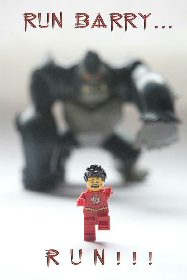 RedQ051's tweet photo. Just be sure not to offer him a banana #RunBarryRun #TheFlash #OhMyGrodd #LegoFlash https://t.co/JgRhkgBRn8