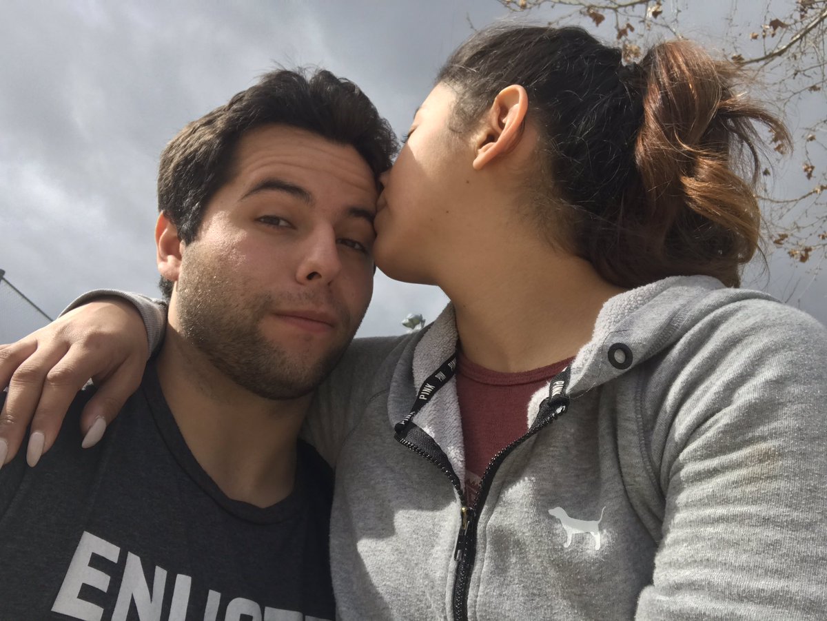 michelllle_u's tweet photo. I can always count on you to be right by my side, I love you ❤ #thatscruff https://t.co/NomiUB4nGe