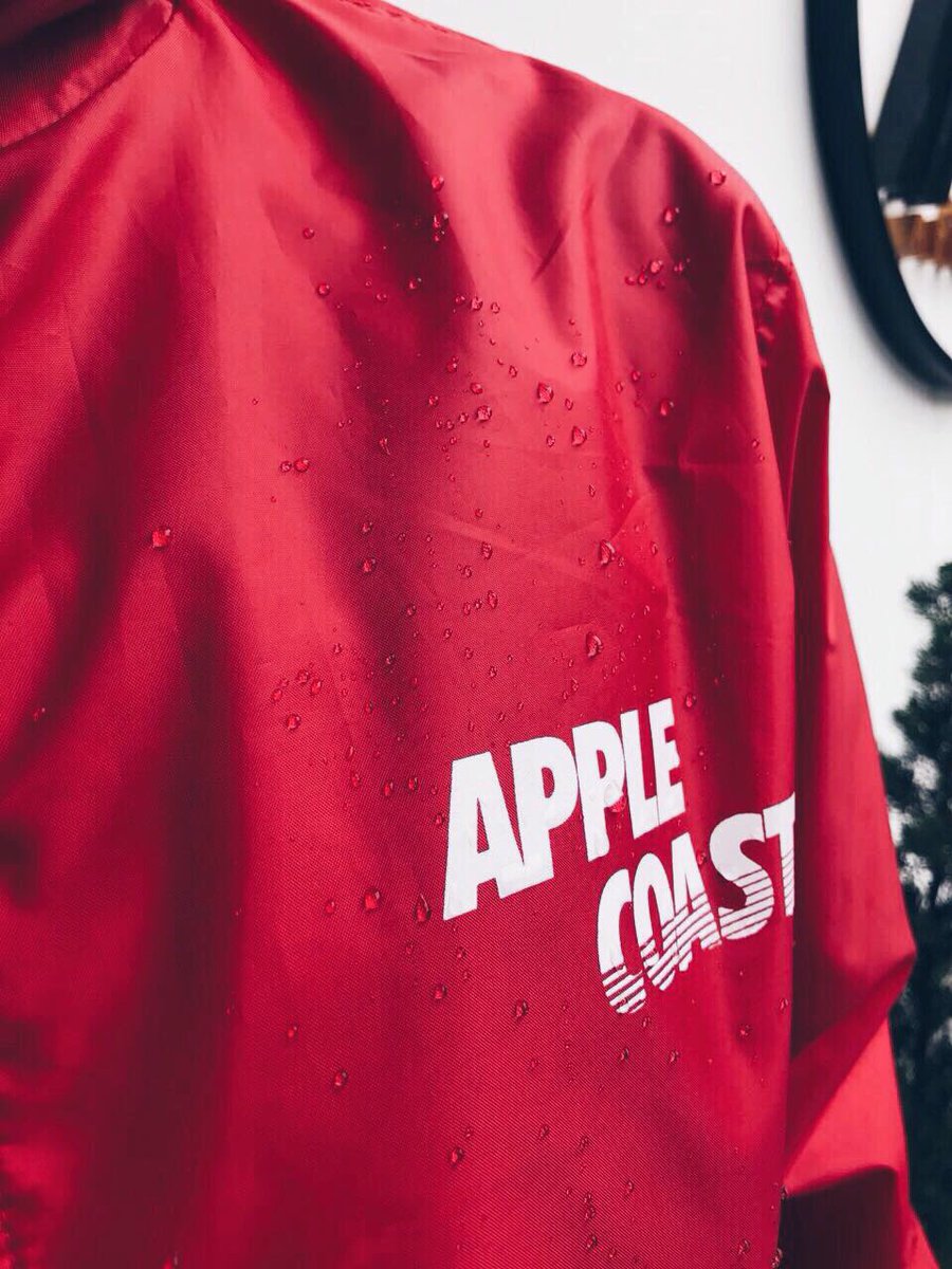 Our new article windbreaker jacket is available at Flagship Store &amp; online Store.
Designed to resist wind chill and light rain.
Grab yours!