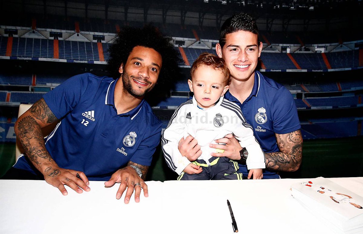 Autographs | Marcelo and James