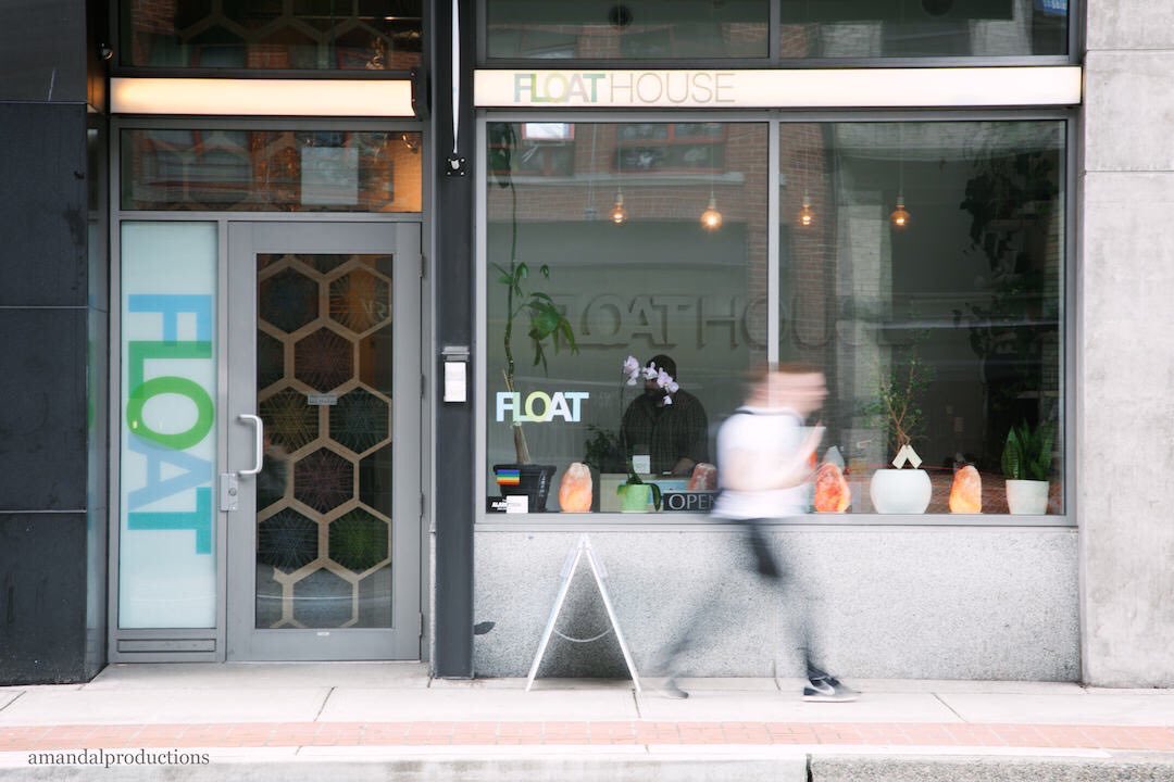 Float_House's tweet image. #WhyWeFloat: An Introduction to Floating. anadouglas.com/an-introductio…