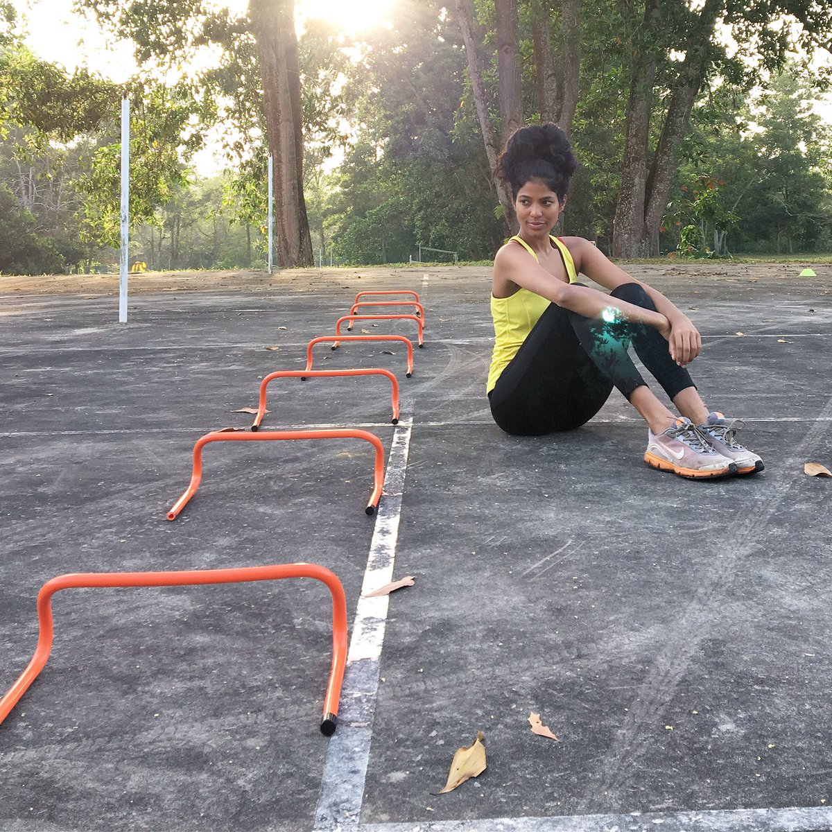 ThanujaAnanthan's tweet photo. All day every day Devi 💪🏻🏃🏽♀️ #ProjectMerdeka🎬🇲🇾 #TVSeries
#Actress
#thanujaasdevi
#nationalathlete https://t.co/NuLGaQca4g