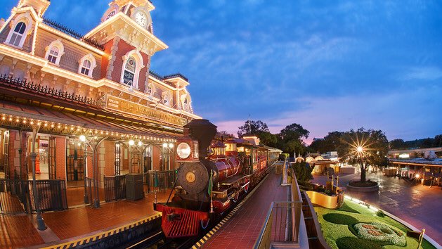 FL_Theme_Parks's tweet photo. This place is beyond magical. #MagicKingdom https://t.co/qt8Jyfks57