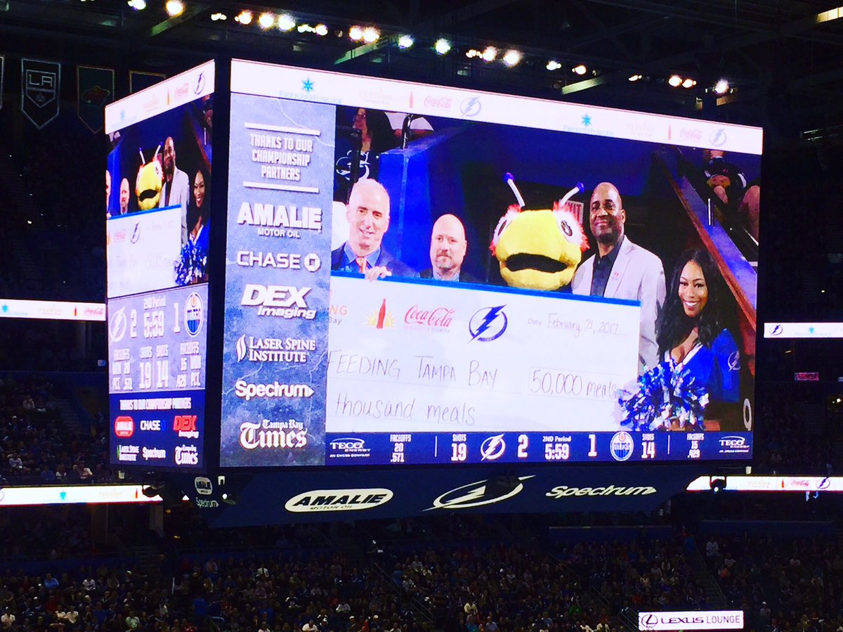 CokeFlorida's tweet photo. This $5,000 creates 50,000 meals! Do your part to #FreezeHunger at https://t.co/Kei5qn21EV! @TBLightning @FeedingTampaBay https://t.co/3o7Ovg910Z