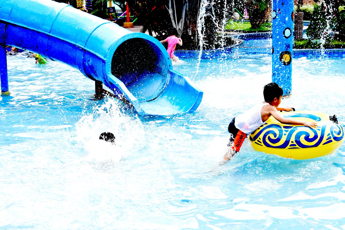 SuncityW's tweet photo. Only you can make your day happy :* :*

#suncityWPsda
#Swimmingpool https://t.co/A6WswpD8F2