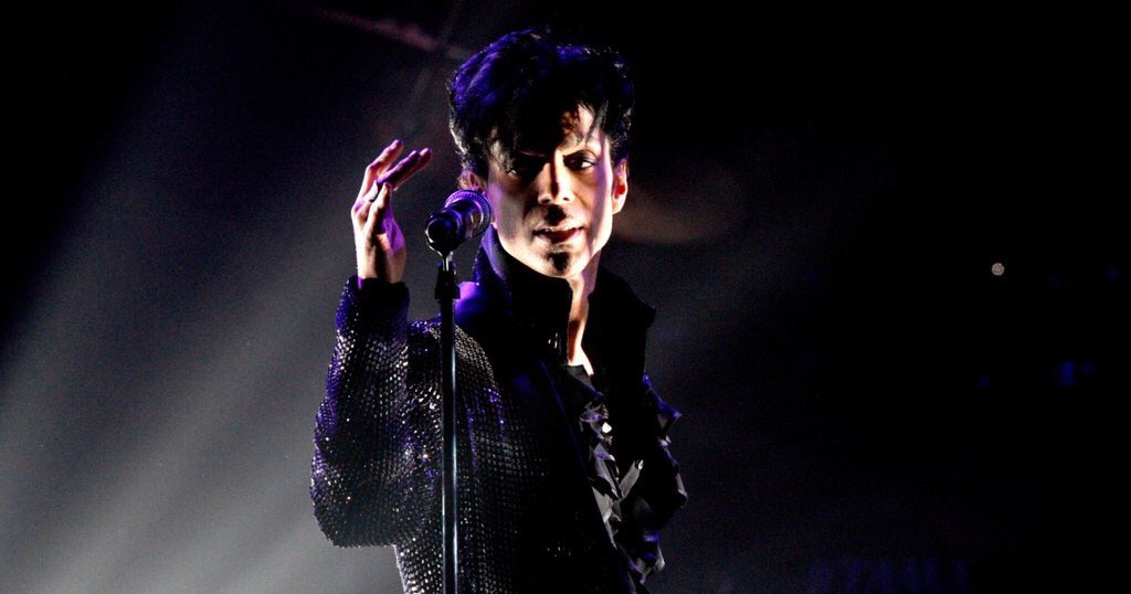 coko605's tweet photo. 10 months #prince #princedayiseveryday #stillpresent 💜💜 https://t.co/WR75F7ghxc
