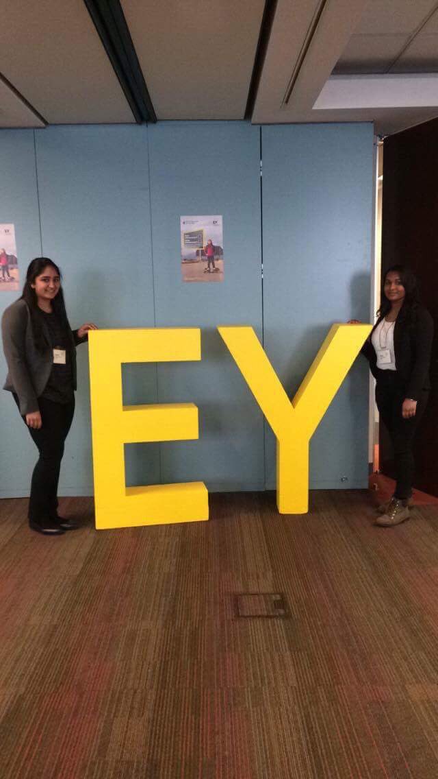 davikasingh_'s tweet photo. Big thanks @EYKates @EYJordanB @EY_Cassandra &amp; @EY_Krystle for #EYGPS 
Can't wait to see the new EY Tower 😊 @EYCampusCanada https://t.co/8vrk4aI9XQ