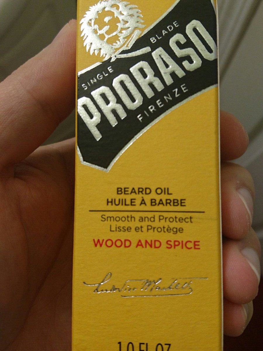 NoorullahZa's tweet photo. The secret to a glorious beard. #italianbeardoil https://t.co/vpPGUmnsN1