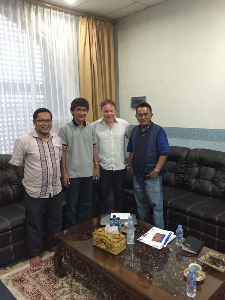 MitraIntimarga's tweet photo. Terima Kasih untuk Mark Bell dari IDS GEORADAR dan Bpk. Moh. Dahlan Th. Musa, S.Si.,MT. dari UNIVERSITAS TADULAKO . https://t.co/uWBUHokTs5