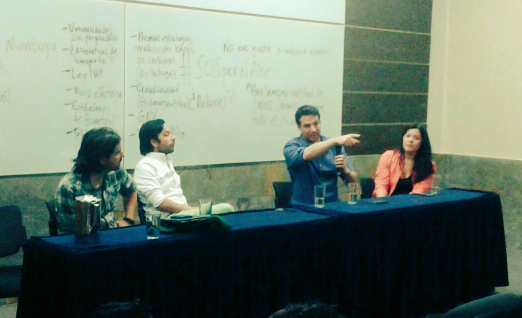 PapaClimatico's tweet photo. Hoy en #CafédeCiudad y ayer en #ConectadosTA, quedó una cosa clara: ¡no tenemos mayor urgencia que nuestro AIRE! ¿Uds. qué hacen por el? https://t.co/9XDRgt4a5W
