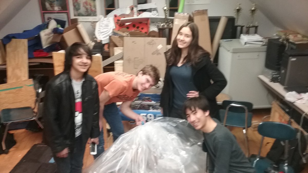 6 tough weeks comes to an end. Happy stop build to all teams! #omgrobots #WeAreNE #omgunicorns #FRC2017