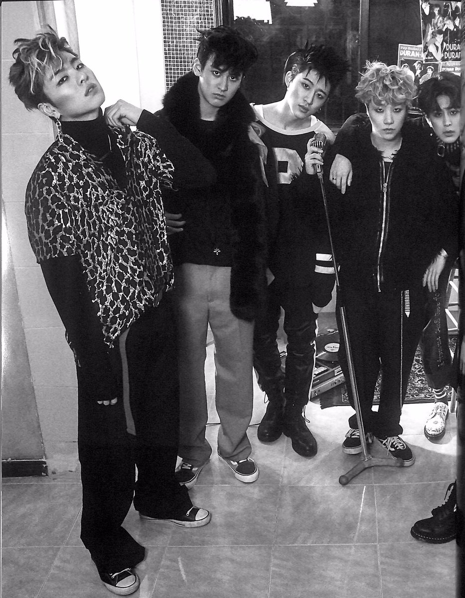 DlElNPEACE's tweet photo. Vogue https://t.co/BBHdgJXMtU