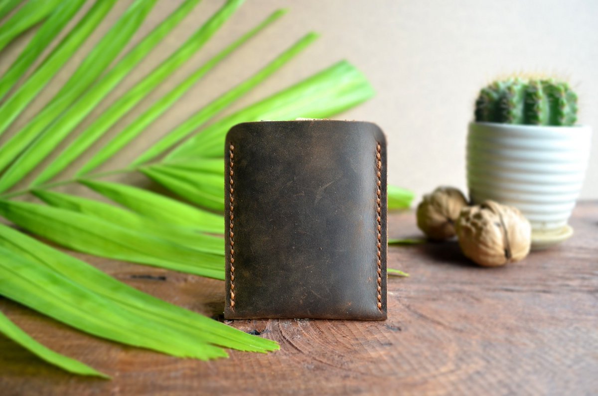 SundayStormShop's tweet photo. 30% SALE on Handmade Amazon
Front Pocket Wallet
@HandmadeForum @EtsyRetweeter #leatherwallet #frontpocketwallet
https://t.co/m6Shg71Dh9 https://t.co/hPGRKEScCF