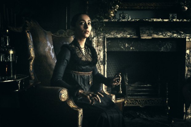 VideoAdvocate's tweet photo. 📺#Taboofx Things aren't the same.... hmmm? 🎩#JamesKeziahDelaney 👩#Zilpha... 🎭#TomHardy https://t.co/1KAhgJF0ZY