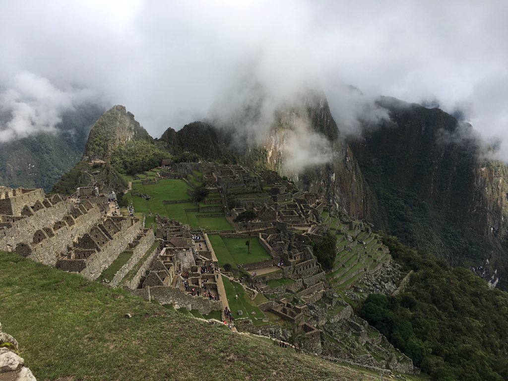 閉店くん Twitterissa 結婚資金を前倒しです えいえい