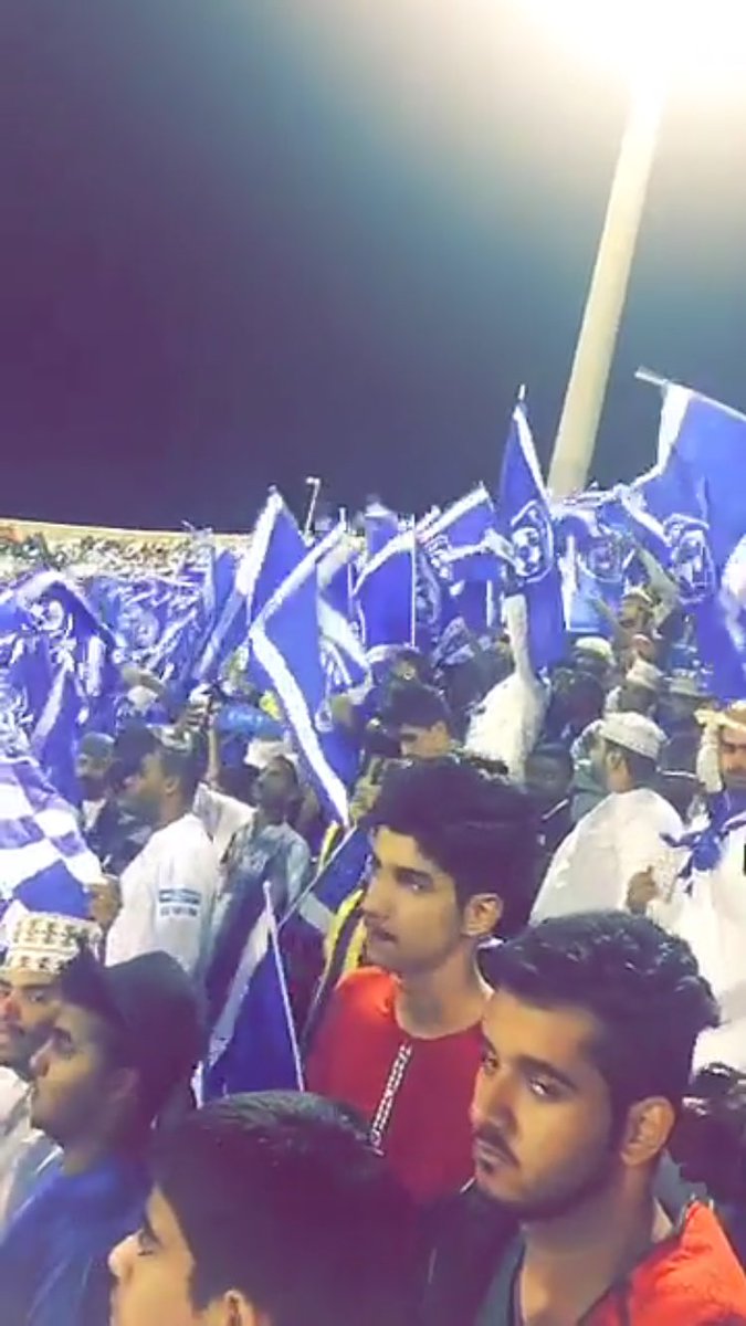 أرادوا الابتعاد عن جمهور الهلال، فوقعوا في دار عشاقه تحية من القلب لزعماء السلطنة 💙
 #شكرا_لجماهير_الملكي_في_عمان