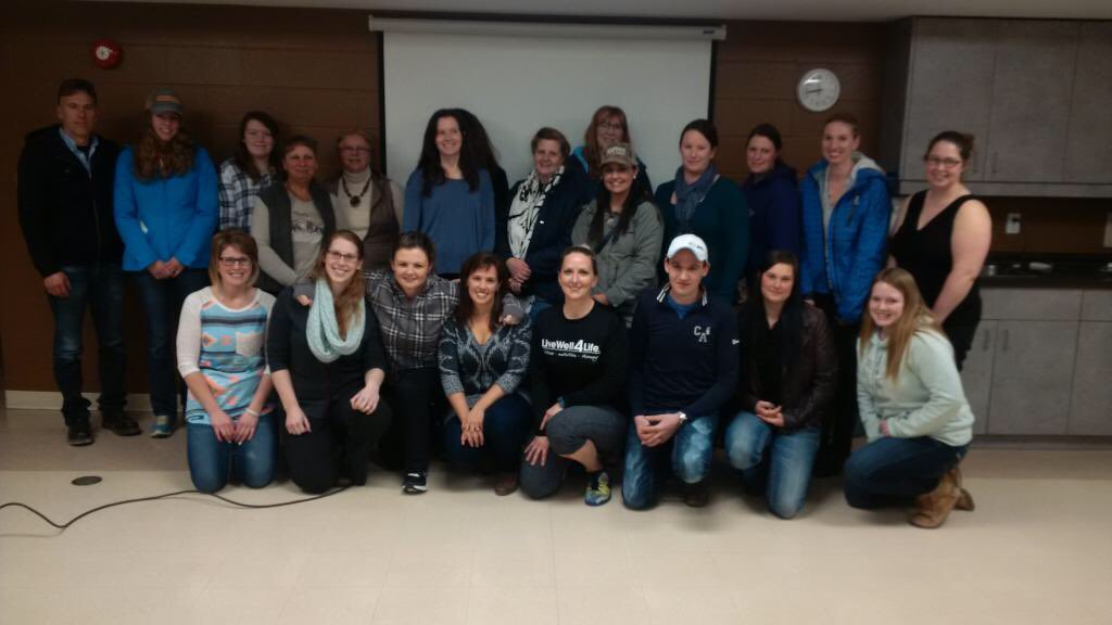 DressageAmanda9's tweet image. #PerthHuronDressageGroup 1st event a success! Thanks @GreenhawkInc, @LiveWell_4Life @PEGboxes @PurinaHorseFeed @CowboyLoft @BayswaterMarket