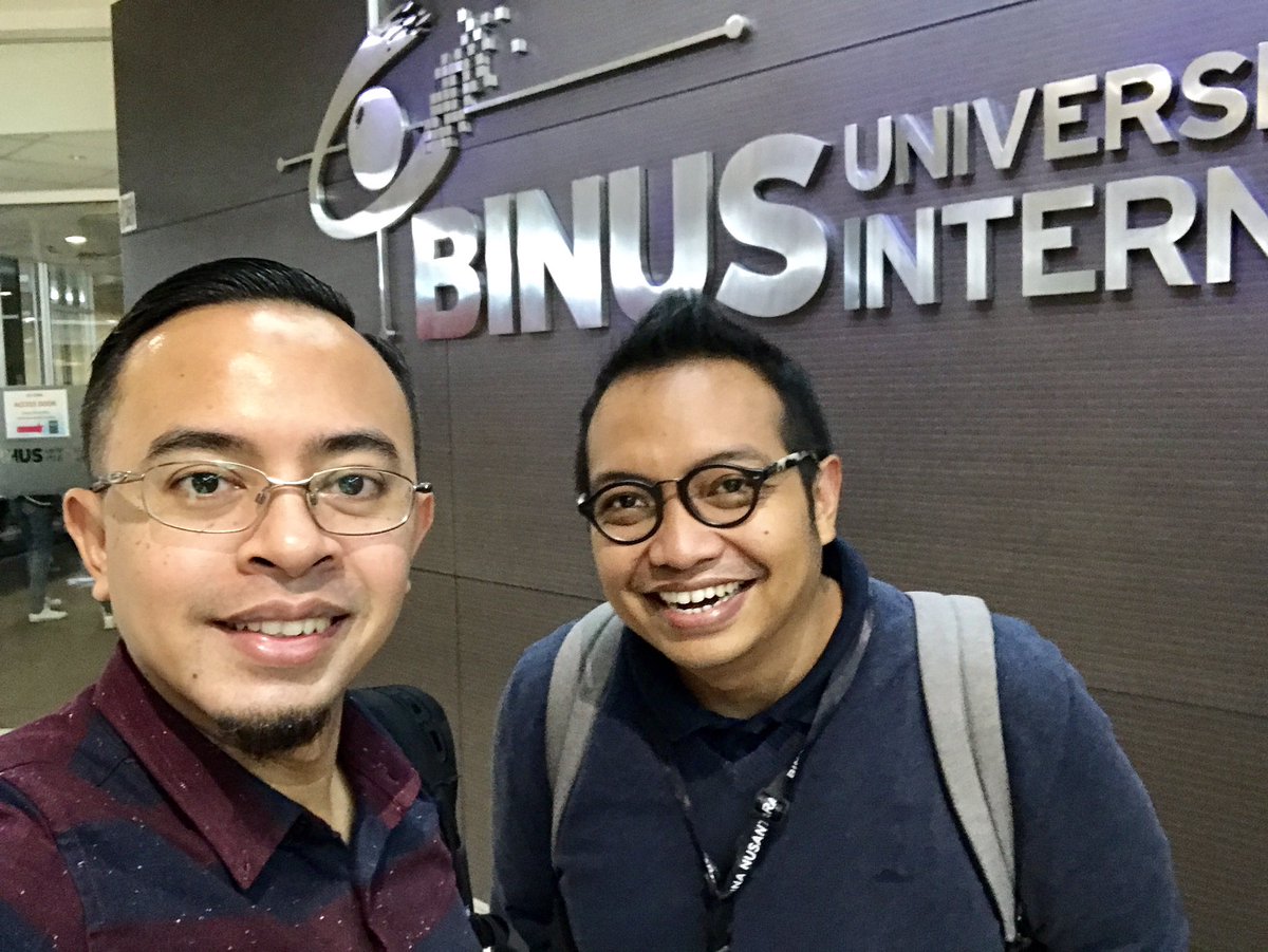 borryshasian's tweet photo. Just gave a guest lecture at @BINUSINTL about building better products with design sprint. #circleux #designsprint #google #expert https://t.co/6qkurafVI7