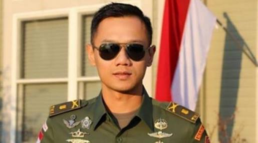 we_kabar's tweet photo. @aniesbaswedan @AgusYudhoyono @SBYudhoyono @tvOneNews @mediaindonesia 
Tampan banget mas @AgusYudhoyono coba jadi pemain film aja mas. https://t.co/wfTjsn6GMJ