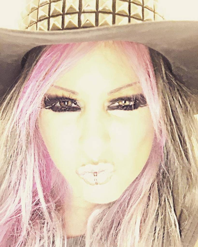 JudahHorizon's tweet photo. Straight hair kinda day 🦁🤘🏽#hatlover https://t.co/Os6tZPpBHX https://t.co/Q54VNybv8y