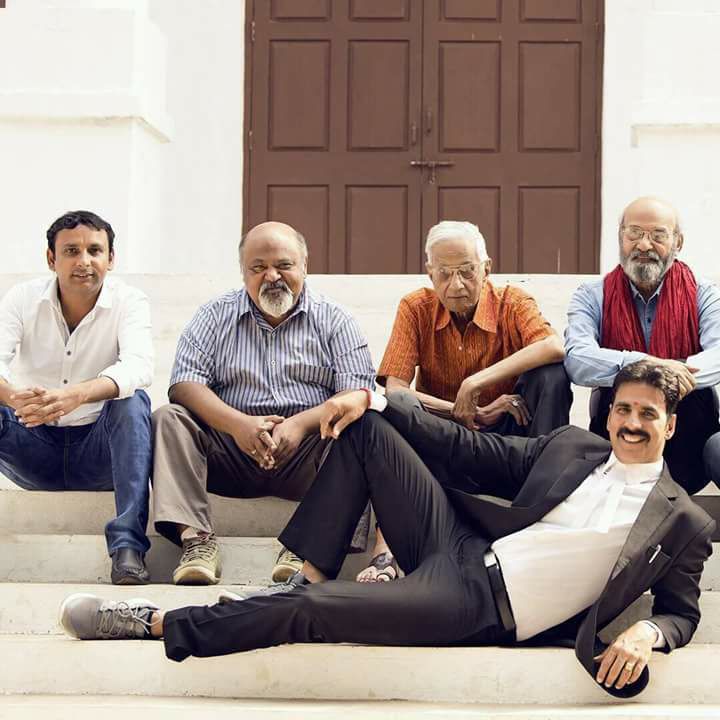 Akkistaan's tweet photo. JOLLY HITS CENTURY 

#JollyLLB2 Week 2 Fri 4.14 cr, Sat 6.35 cr, Sun 7.24 cr, Mon 2.48 cr, Tue 2.45 cr. Total: ₹ 100.37 cr. @akshaykumar https://t.co/V7LqucP8Wv