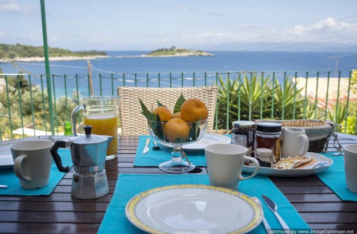 PaxosDirect's tweet photo. Superb breakfast spot with a stunning pool. Mare Blue awaits you this summer, you could be excused for not going out https://t.co/ROwtYTTLts https://t.co/3bOiWaFrL9