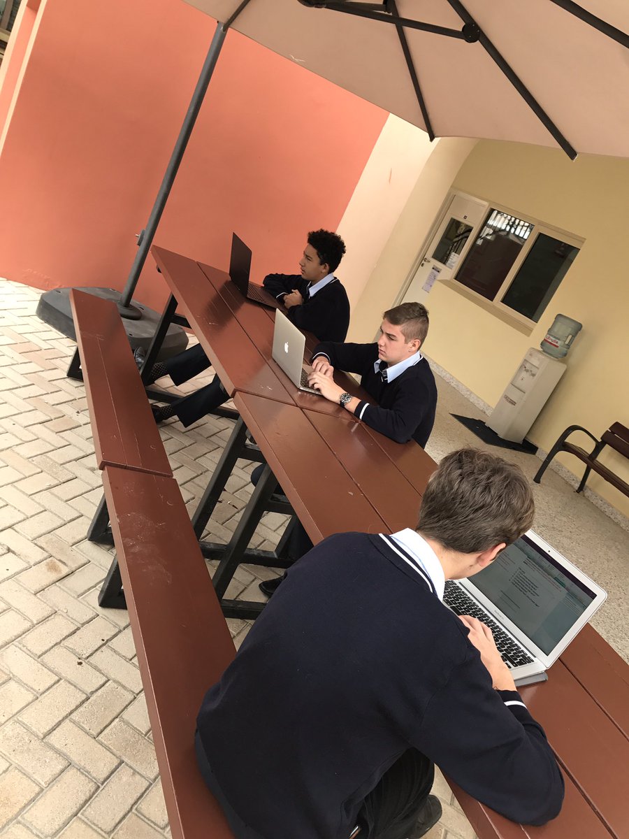 JESSMFLDept's tweet photo. Y11Sp back at it! Using @msonenote recording their answers ready for live feedback in class π€β
@JESSMFLDept #JESSAssessment #JESSdigital https://t.co/XidhABUzGe