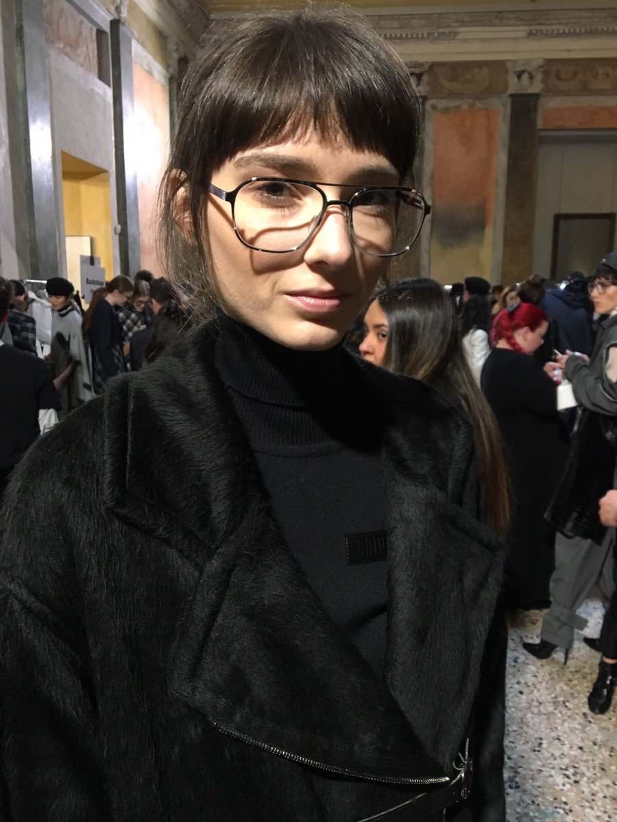 The final look here at the <a href="/Grinko_Official/">Grinko</a> runway show
All makeup by AOFM graduates!
#MilanFashionWeek
💚💙❤️💛