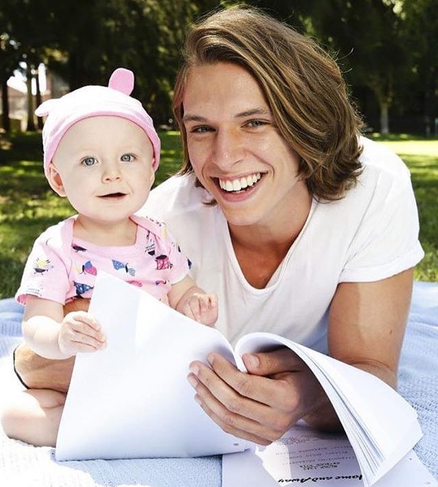 homeandawaytv2's tweet photo. VJ & Luc- aren't they adorable?! ๐๐๐ #HomeandAway #summerbay #mattlittle https://t.co/oUSKrAcuWJ