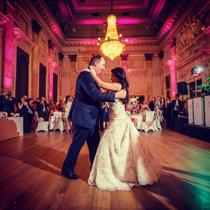 DSOshowband's tweet photo. #WeddingWednesday #firstdance Stunning day @OGGSVenue we're proud supplier #luxurywedding #functionbandlondon #onegreatgeorgestreetweddings https://t.co/2KU6t8Mj58
