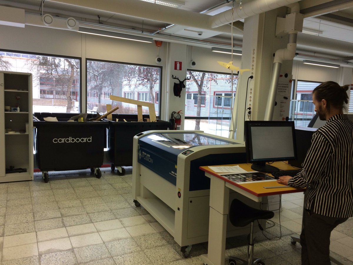 tuulikurkipaa's tweet image. Kevyttä opiskelijatöiden protoilua @TampereUniTech #tutlab