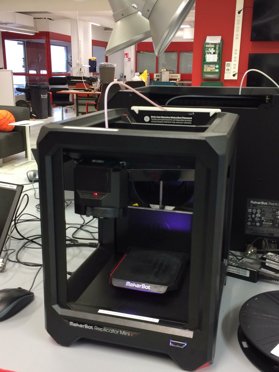 tuulikurkipaa's tweet image. Kevyttä opiskelijatöiden protoilua @TampereUniTech #tutlab