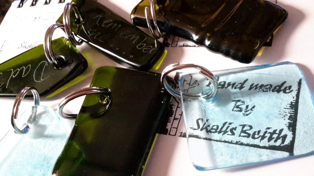 SkalisBeith's tweet photo. Quirky upcycled keyrings all ready for delivery @No1HighStreet #upcycled #bottleglass #reducereuserecycle https://t.co/hKwHj0Ye8Z