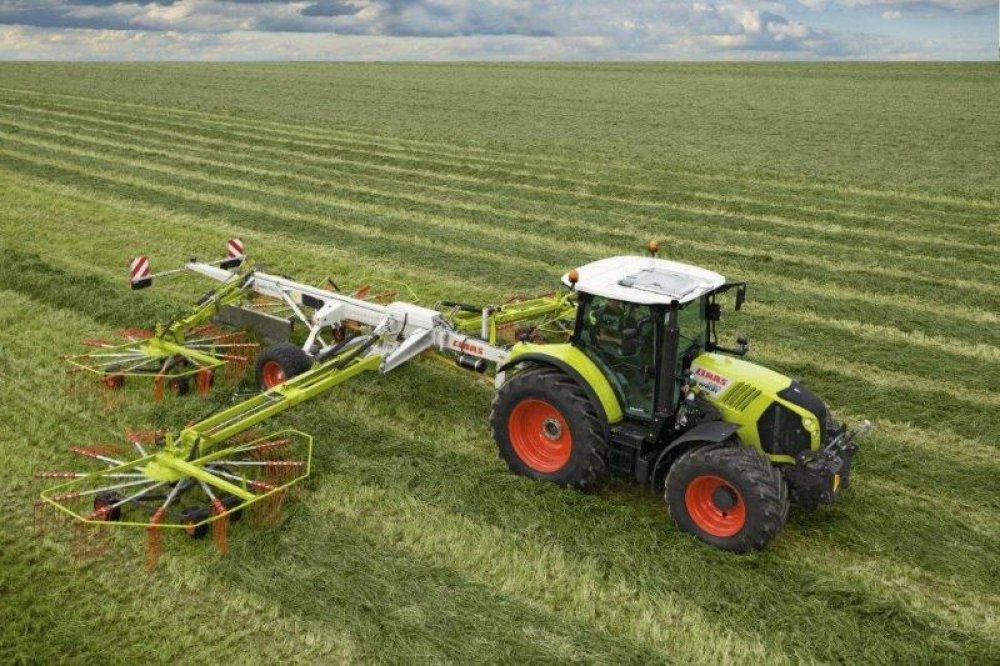 S_Weatherall's tweet photo. Online auction of agricultural contractors machinery and equipment, including tractors, mowers, rakes and trailers. https://t.co/IS5Hjvg9Yi https://t.co/j9Hem1sVNT