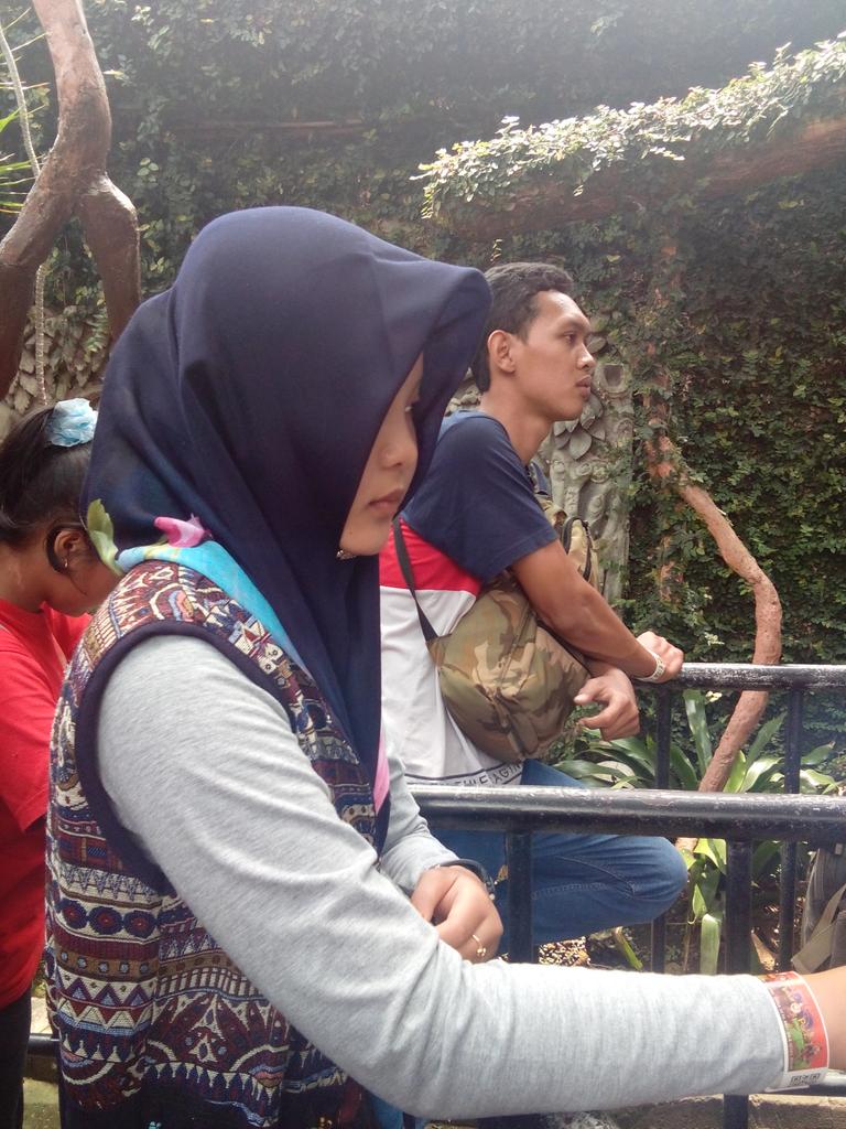 LinaTw2's tweet photo. FOKUS sama yg blkng
#lutfi
#pkguru
#ahmadladafamily
@LinaTw2 
@26090cc4947a4c8 
@TIARADA5 https://t.co/uQDNfqSZwB