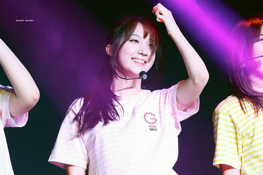 Roa_Update's tweet photo. 160514 Pledis Girlz Concert Week 1 (cr. wonder_roa)
 #Pristin #프리스틴 #Minkyung #민경 #Roa #로아 https://t.co/ZpWhI4N1za