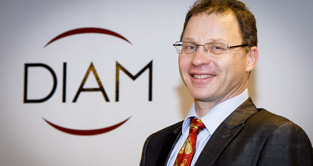 1️⃣ : <a href="/Diam_bouchage/">Diam Bouchage</a> lance un nouveau bouchon de liège #innovant et 100% #bio - <a href="/TerredeVins/">Terre de Vins</a>

📳 bit.ly/2kY9kTD
#WineMorning ⚡️🍷