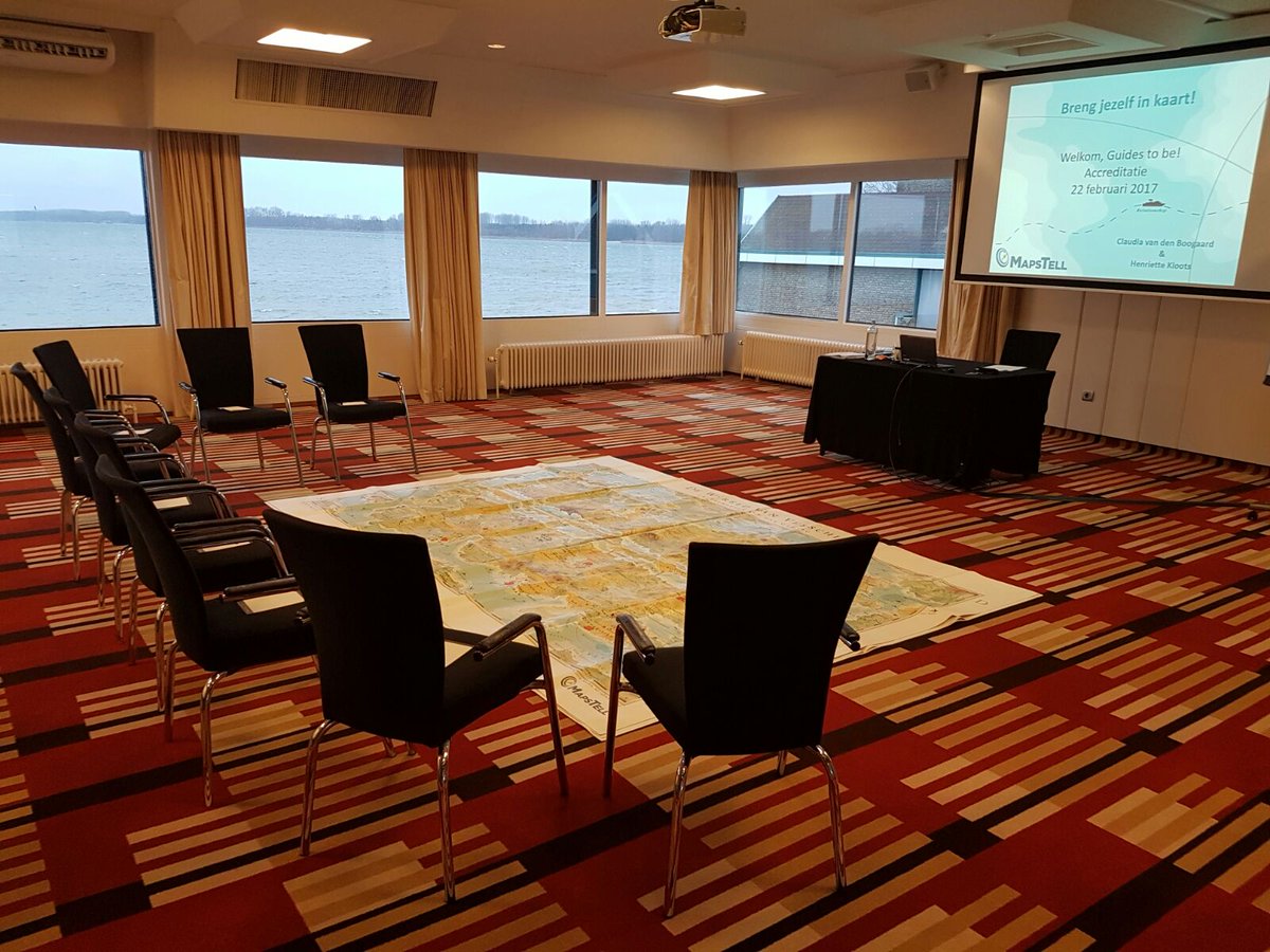 MapsTellNL's tweet photo. Vandaag starten 8 personen aan hun reis als #MapsTell Guide met @pinkcoat2 en @ClaudiaBoogaard. Veel succes! #PersonalGuide #accreditatie https://t.co/gLtSOpwEn1