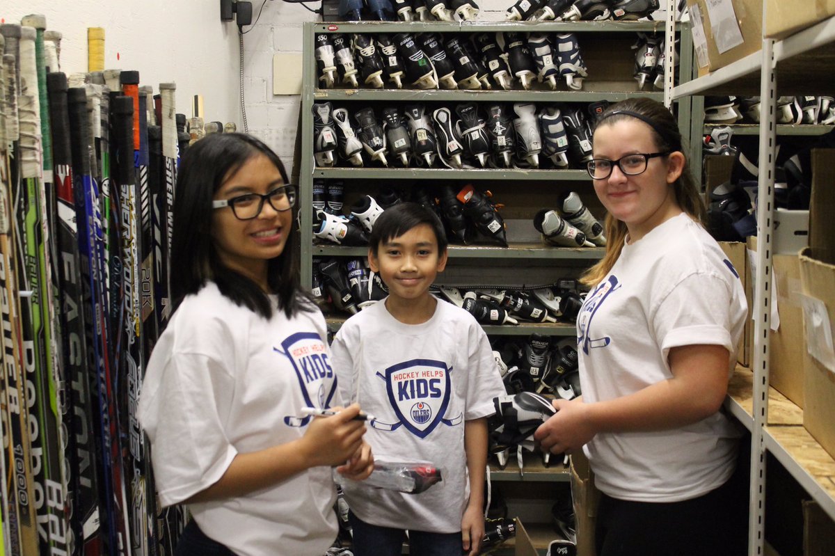 SportCentral_AB's tweet photo. @HockeyHelpsKids ❤️To students who participated in #HockeyHelpsKids &amp; everyone who showed support by voting in the #CharityCupChallenge!#yeg https://t.co/5ix4eUQhl0