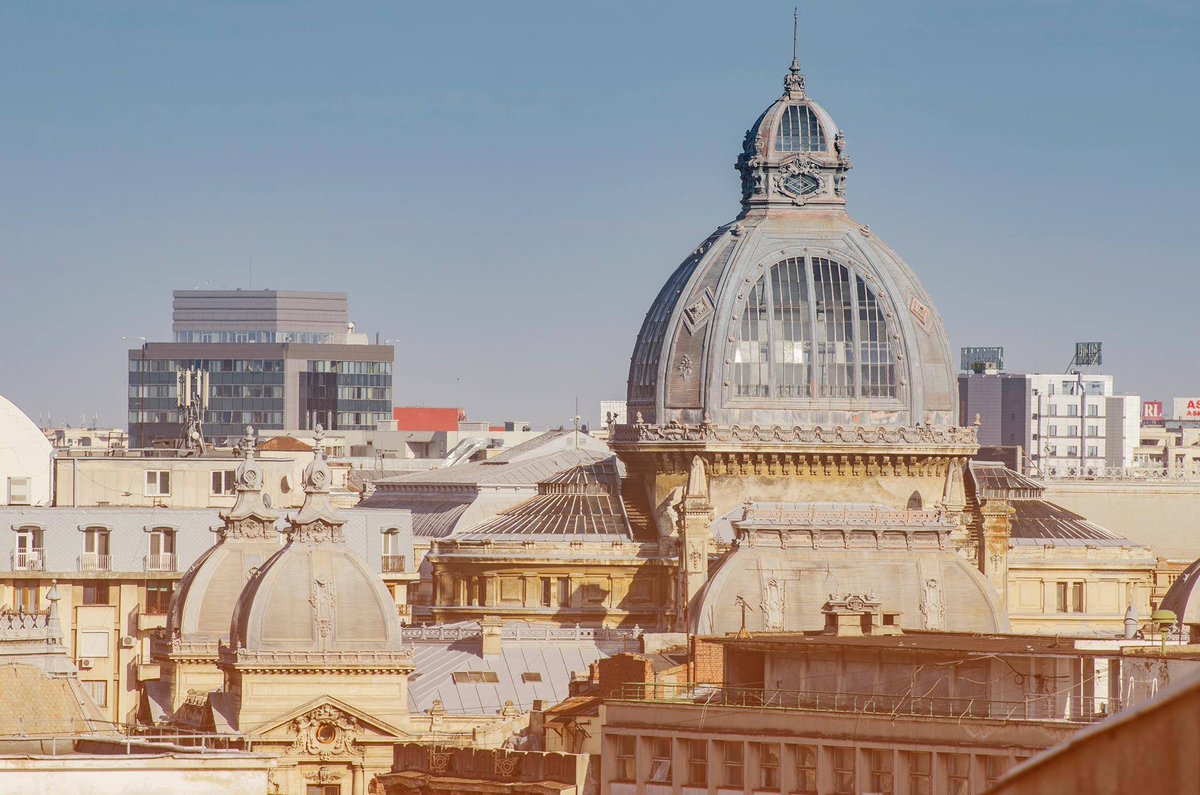 RomaniaBrand's tweet photo. Sun is up <3
photo: Alberto Grosescu
#RomaniaTravel #Explore #Discover #Bucharest #Springday https://t.co/Qk5fGKy8ho