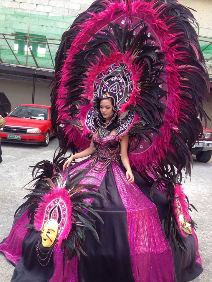 adellielah's tweet photo. From the face of "I'm a Queen" to "BADTRIP MAG-INTRO PA AKO"
#OLFURiseToTheTop #CHIMWeek https://t.co/Dv54AppxZG