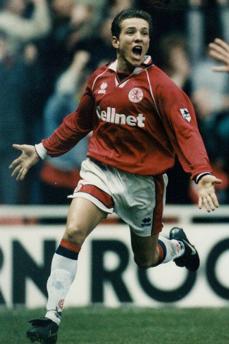 Happy 44th Birthday to Osvaldo Giroldo Júnior...also know as Juninho Paulista  