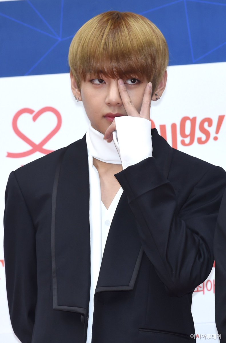 V im. Тэхен bst. Ким седжин менеджер. Kim taehyung 2013. V im.